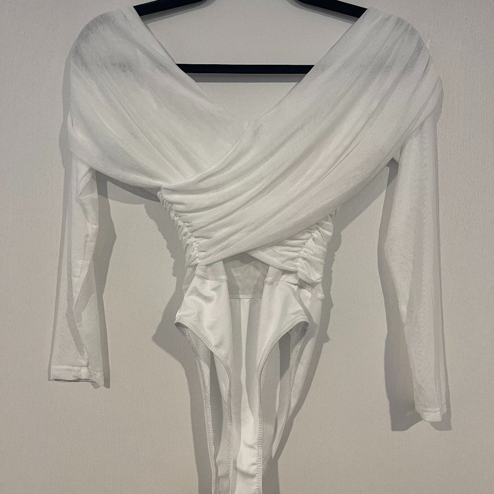 Mesh Overlay Sweetheart Solid Bodysuit